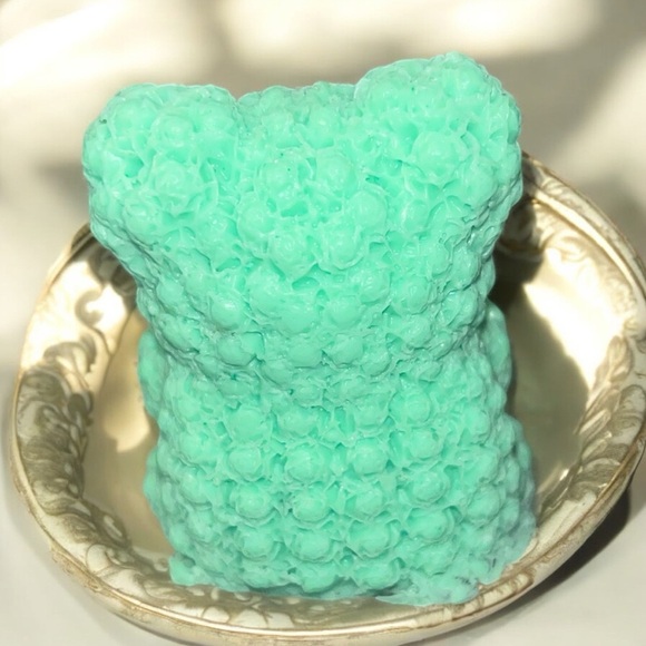 Pine tree Soap rose bear handmade 3x2in 5oz shea butter & coco butter based - Picture 3 of 3